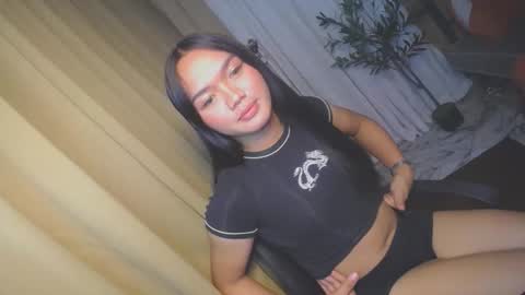 Snapshot of ladyhermosa69 chatting on 10/04/25, 01:31 hermosa online show from 10/04/25, 01:31