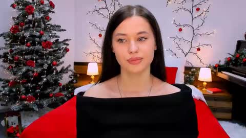 Snapshot of ladyofcandy chatting on 12/29/24, 01:17 Amelia online show from 12/29/24, 01:17