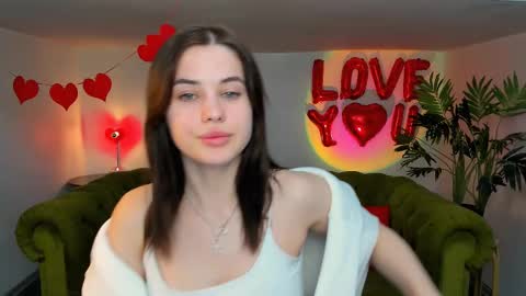 Snapshot of ladyofcandy chatting on 03/09/25, 07:37 Amelia online show from 03/09/25, 07:37