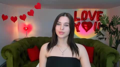 Snapshot of ladyofcandy chatting on 03/12/25, 07:28 Amelia online show from 03/12/25, 07:28