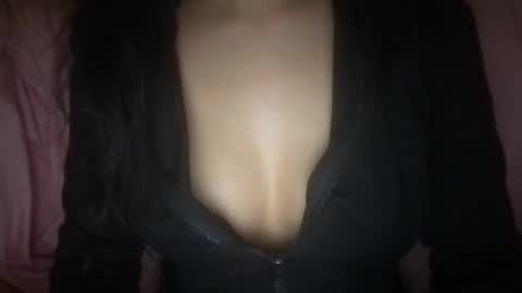 Laila Yousef online show from 01/03/25, 02:32