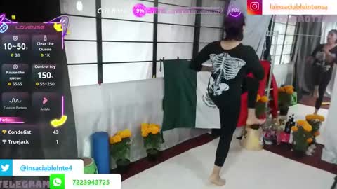 lainsaciableintensa online show from 10/25/25, 09:53