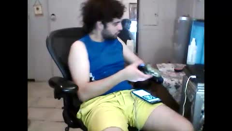 Snapshot of lakewood4523 chatting on 01/14/25, 11:31 Carlosss online show from 01/14/25, 11:31