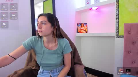 Lala clark online show from 10/14/25, 01:34