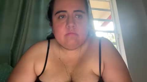 Snapshot of lalacruz123 chatting on 11/23/25, 07:57 lalacruz123 online show from 11/23/25, 07:57