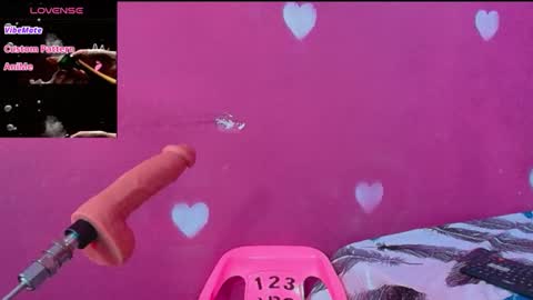 Snapshot of lali_hot0207 chatting on 11/16/25, 04:23 lali_hot0207 online show from 11/16/25, 04:23