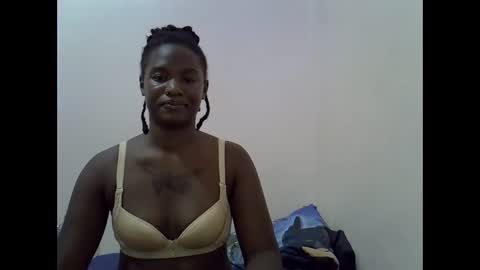 Snapshot of lamensha chatting on 09/24/25, 10:02 lamensha online show from 09/24/25, 10:02