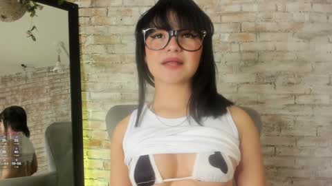  Lana  online show from 01/08/25, 11:32