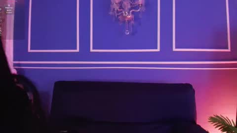  Lana  online show from 11/10/25, 12:04