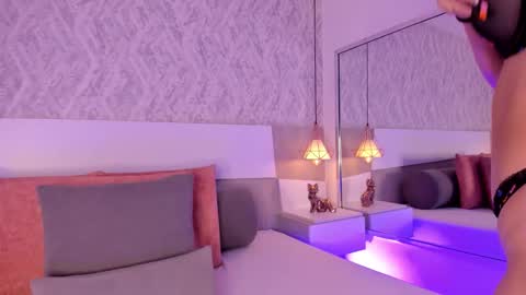 Lana online show from 11/21/25, 08:51