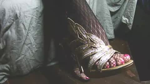 lana_legs53 online show from 09/21/25, 09:11