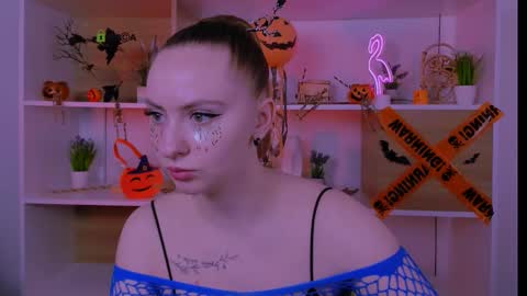 Snapshot of lana_of chatting on 11/02/25, 09:22 lana_of online show from 11/02/25, 09:22