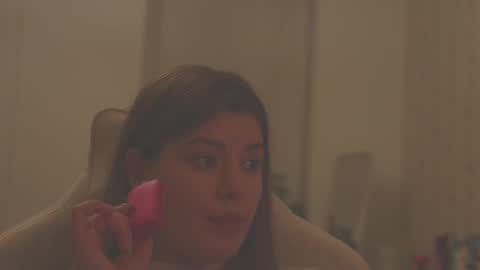 Snapshot of lana_rosy chatting on 02/11/25, 12:06 Alana online show from 02/11/25, 12:06