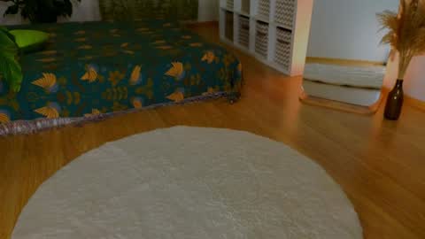 Lana online show from 01/10/25, 09:31