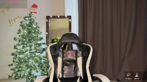 Lana online show from 12/11/24, 08:04