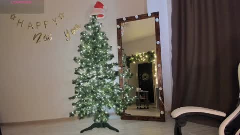 Lana online show from 12/13/24, 08:30