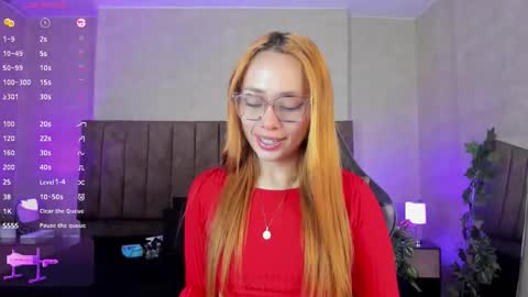 Snapshot of lanaamills chatting on 10/24/25, 04:42 Lana online show from 10/24/25, 04:42