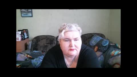 lanacat555 online show from 02/03/25, 12:57