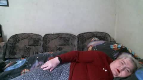 lanacat555 online show from 02/04/25, 07:44