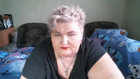 lanacat555 online show from 02/06/25, 12:26