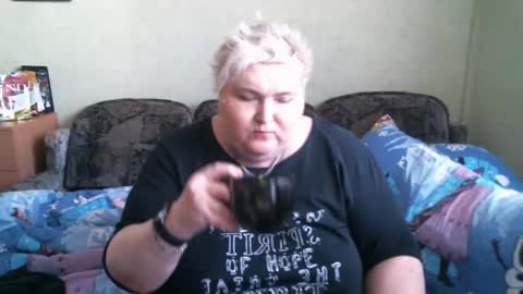 lanacat555 online show from 02/10/25, 09:47