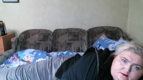 lanacat555 online show from 02/11/25, 08:10