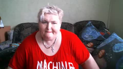 lanacat555 online show from 02/20/25, 11:09