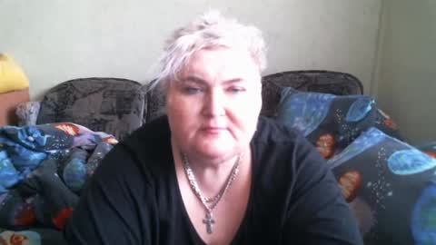 lanacat555 online show from 02/25/25, 10:26