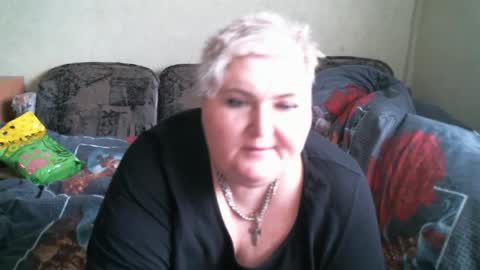 lanacat555 online show from 03/04/25, 10:35