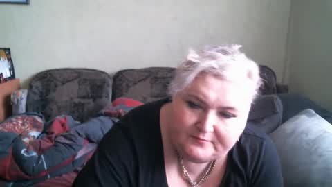 lanacat555 online show from 03/05/25, 10:00