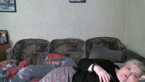 lanacat555 online show from 03/05/25, 10:32