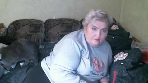 lanacat555 online show from 11/01/25, 05:59