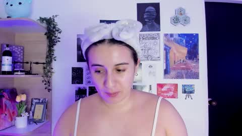 lanaherondale_ online show from 10/05/25, 09:02