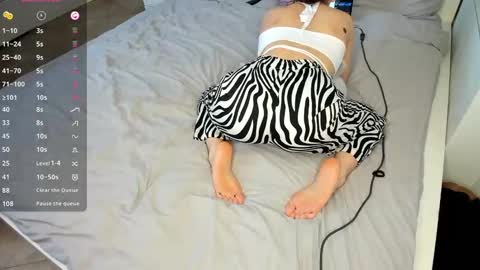 Lana online show from 02/10/25, 08:31