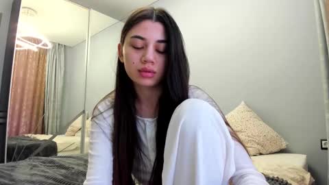 Lana online show from 10/16/25, 02:18