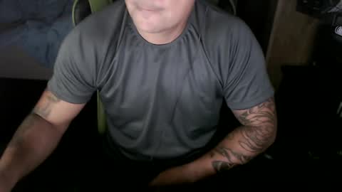 Snapshot of landaw chatting on 12/11/24, 12:12 Landaw online show from 12/11/24, 12:12