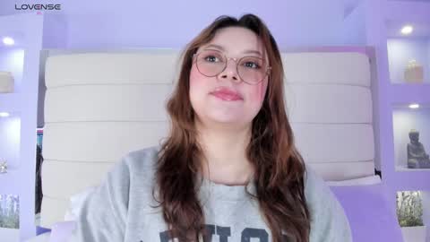 Lanna online show from 02/04/25, 11:38