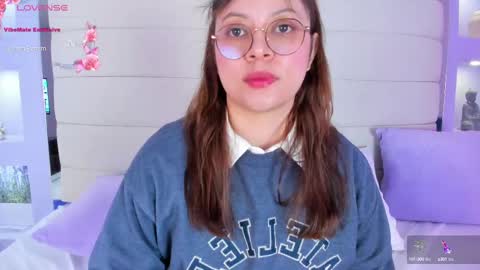 Lanna online show from 02/10/25, 02:48