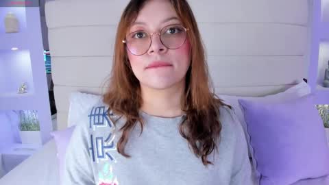 Lanna online show from 02/18/25, 11:44