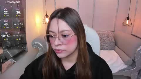 Lanna online show from 09/09/25, 11:43