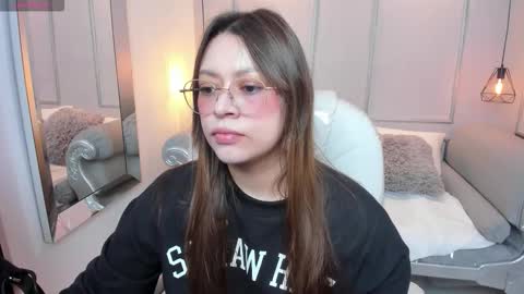 Lanna online show from 11/04/25, 11:42