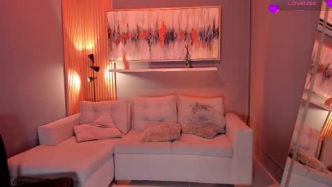 Tiana online show from 10/10/25, 08:19