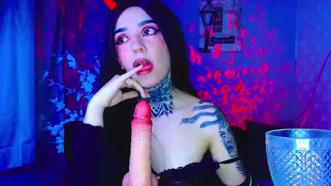 LANNIE   online show from 11/05/25, 11:16