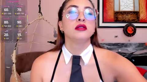      700  200   online show from 10/30/25, 07:58