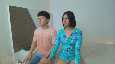 Snapshot of laraandkenai1 chatting on 12/14/24, 12:55 LaraAndKenai online show from 12/14/24, 12:55