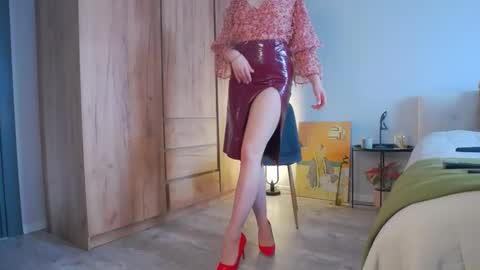 LaraKanes online show from 02/05/25, 08:21