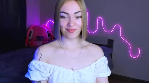 LaraKrein lk online show from 09/26/25, 11:14