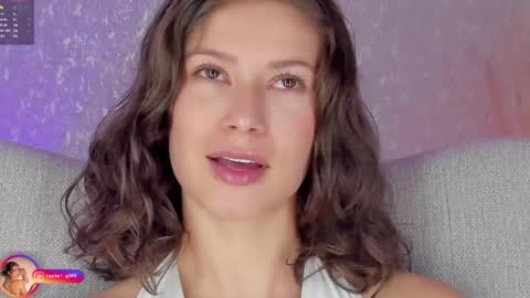 Lara  online show from 10/13/25, 01:11