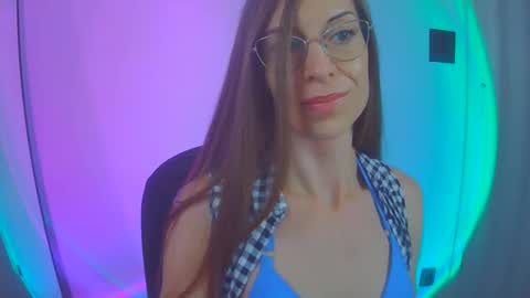 larawintersxxx online show from 10/11/25, 12:10