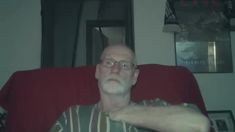 Larbie online show from 10/15/25, 09:42